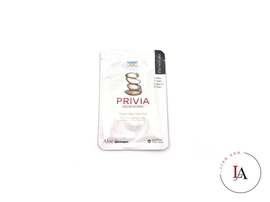 Mặt nạ Privia